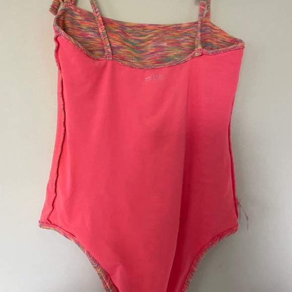 NWOT One piece swimsuit - Picture 7 of 10